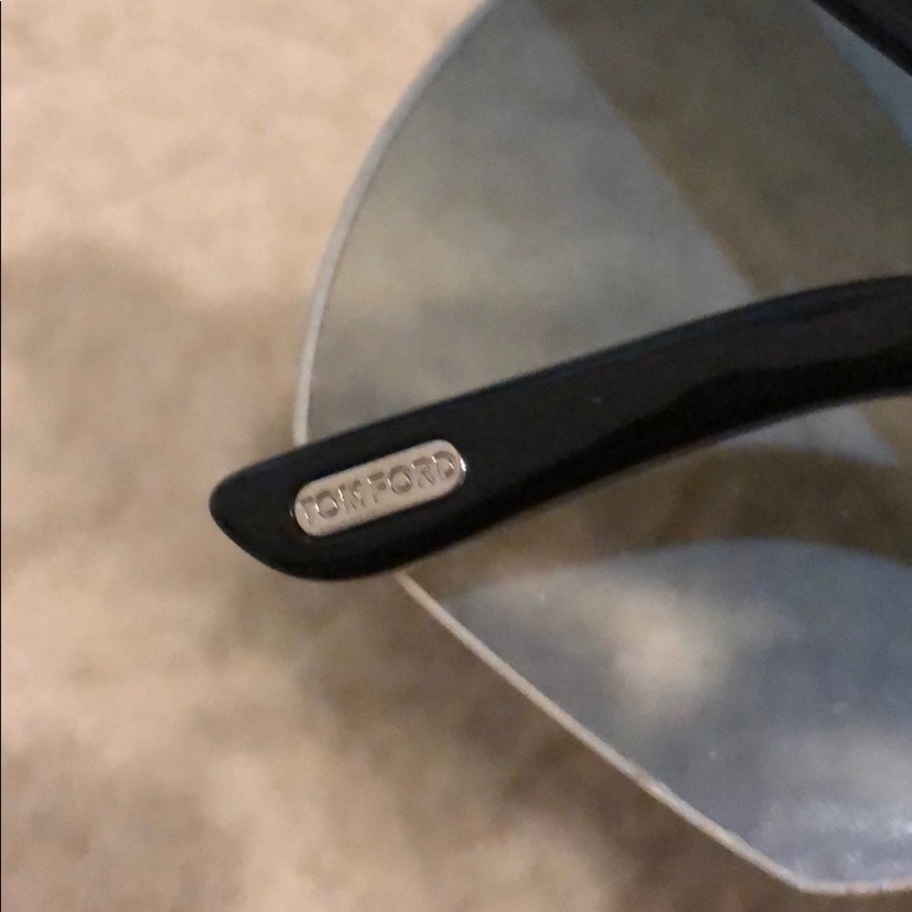 Tom Ford sunglasses - Picture 2 of 5